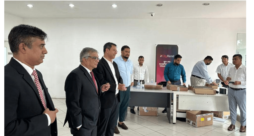 মালয়েশিয়ায় পাসপোর্ট পেলেন আড়াই লাখ প্রবাসী বাংলাদেশি