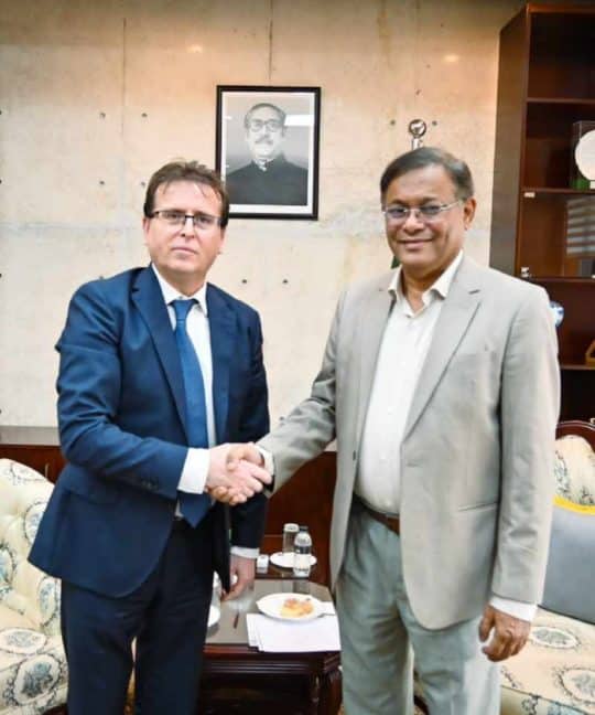 পররাষ্ট্রমন্ত্রীর সঙ্গে তুরস্ক এবং ইতালির রাষ্ট্রদূতের সাক্ষাৎ
