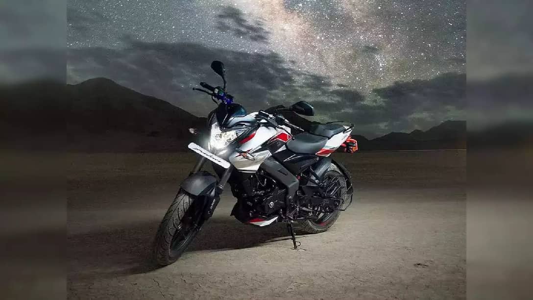 তেল ছাড়ায় চলবে বাজাজ বাইক!