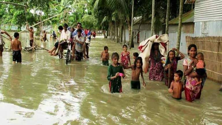 বন্যায় ঝুঁকিতে ১৩ লাখ বাংলাদেশি শিশু : ইউনিসেফ