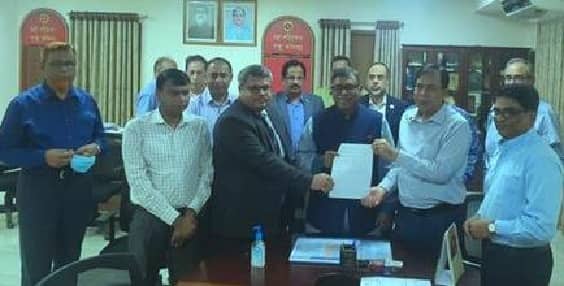 স্বাস্থ্যমন্ত্রীর দায় অস্বীকার: তাহলে দায়টা আসলে কার?