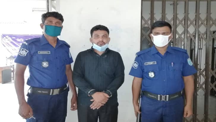 নারায়ণগঞ্জে এক প্রতারক এনএসআই সদস্য গ্রেফতার