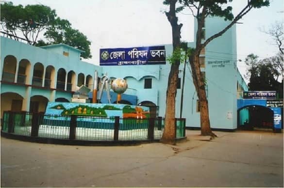 দোকান নির্মাণের জন্য খাল বরাদ্দ দিলো জেলা পরিষদ!