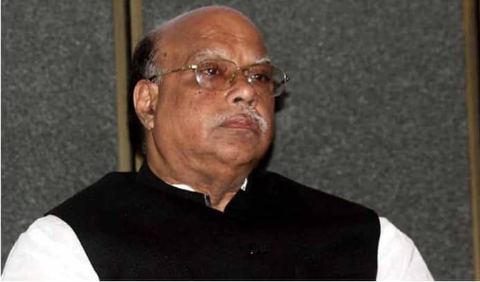ঈদে কেনাকাটা না করে দরিদ্র মানুষকে সাহায্য করুন : নাসিম