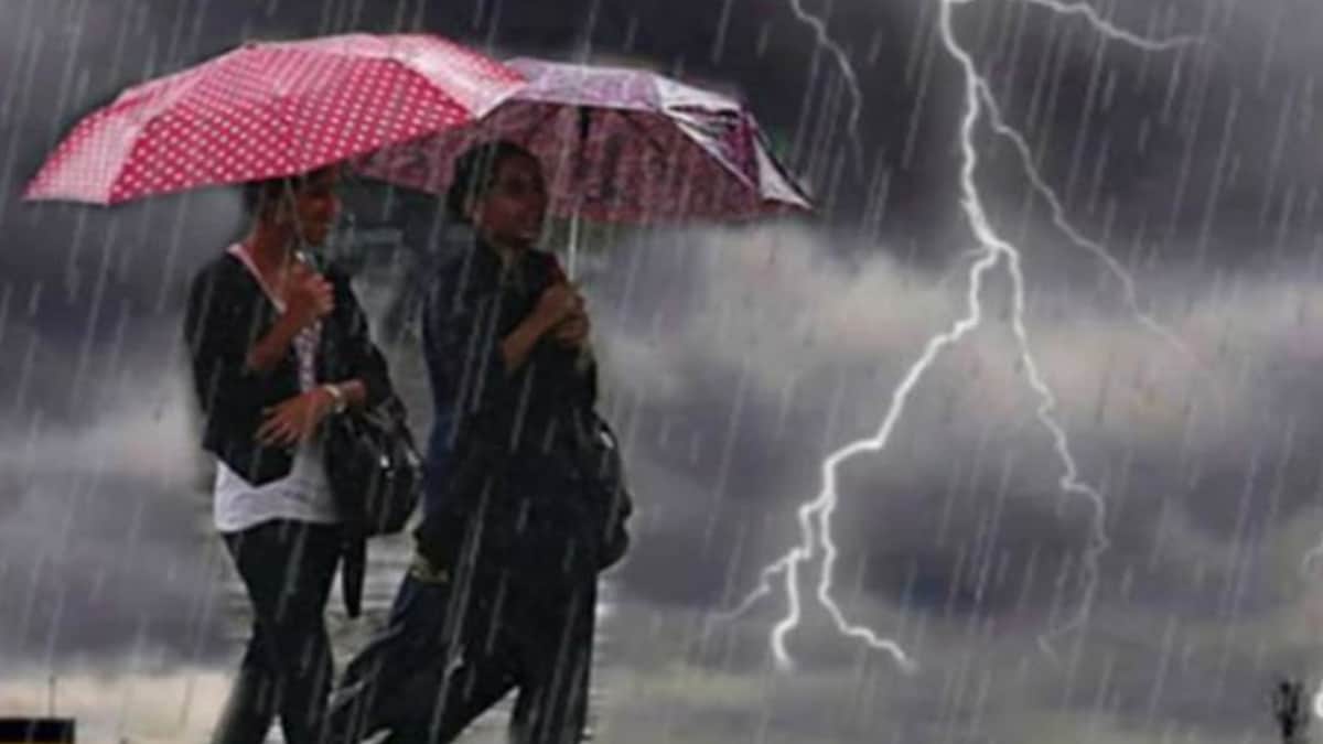 বজ্রসহ বৃষ্টির আভাস