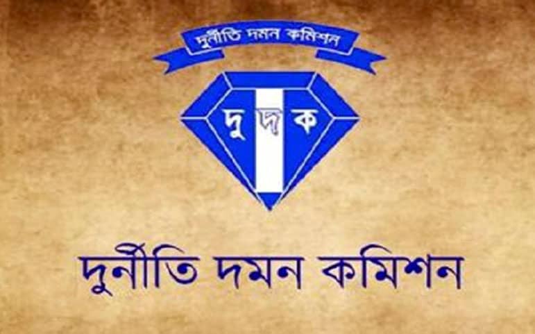 স্ত্রীসহ সাবেক কাস্টমস কর্মকর্তা কারাগারে