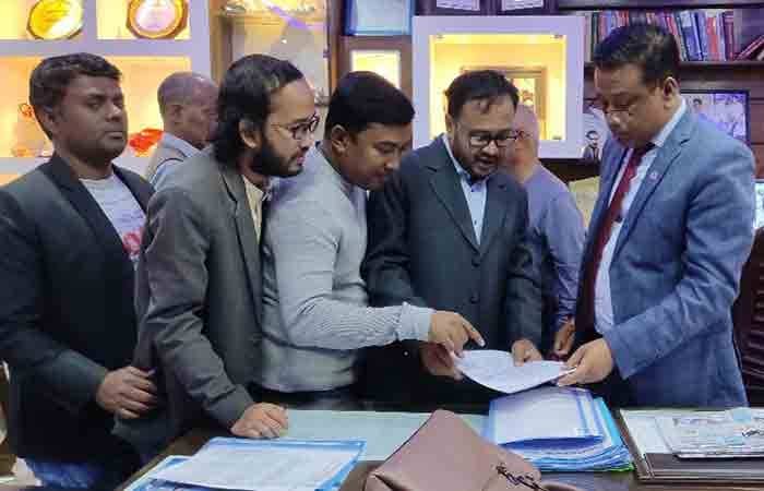 সেন্টমার্টিন দ্বীপ রক্ষায় প্রধানমন্ত্রী বরাবর স্মারকলিপি প্রদান