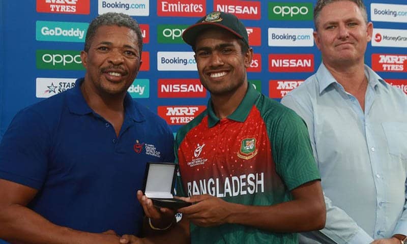 হিন্দিতে বললেন ভারতের ক্যাপ্টেন, বাংলাদেশের ক্যাপ্টেন ইংরেজিতে