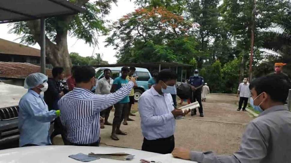 রাঙ্গামাটিতে মাস্ক ব্যবহার নিশ্চিতে মাঠে জেলা প্রশাসন