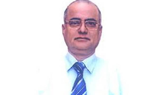 করোনায় আক্রান্ত সাবেক আইন সচিব লাইফ সাপোর্টে
