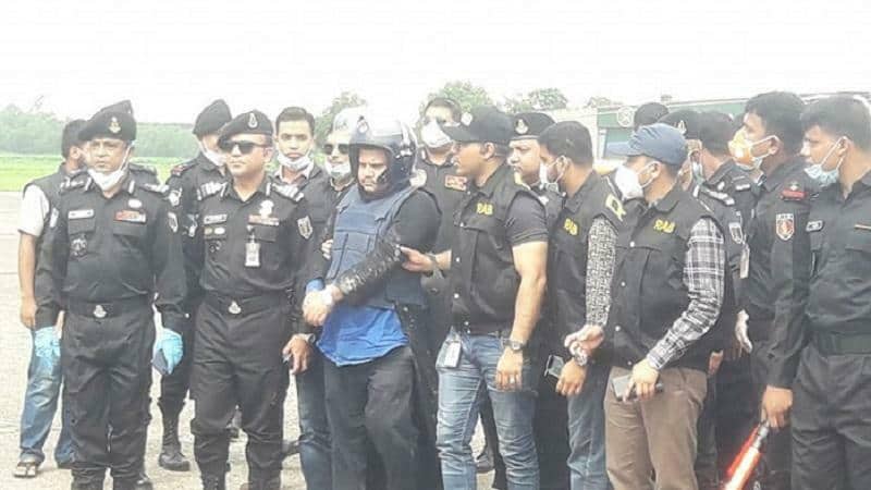 হেলিকপ্টারে সাতক্ষীরা থেকে ঢাকায় আনা হলো সাহেদকে