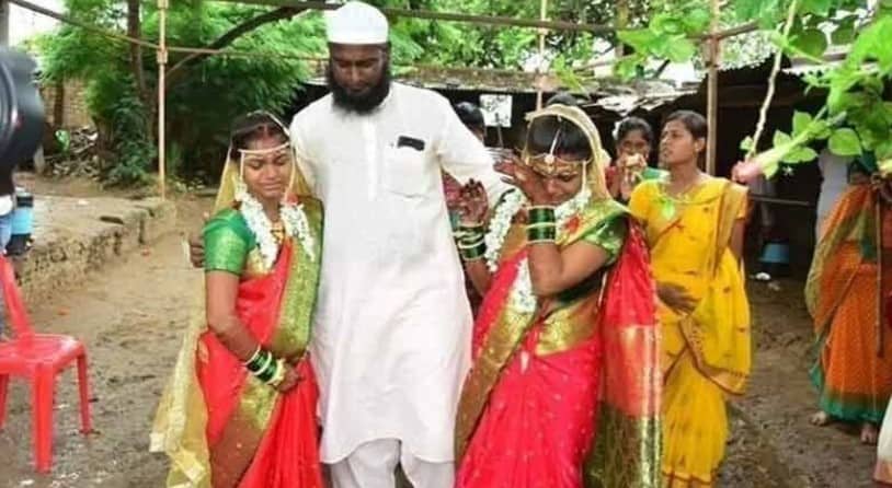 নিজ খরচে দুই হিন্দু তরুণীর বিয়ে দিলেন মুসলিম প্রতিবেশী
