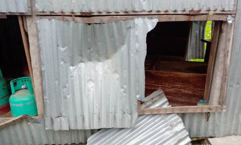 ফেসবুকের স্ট্যাটাস নিয়ে তুলকালাম