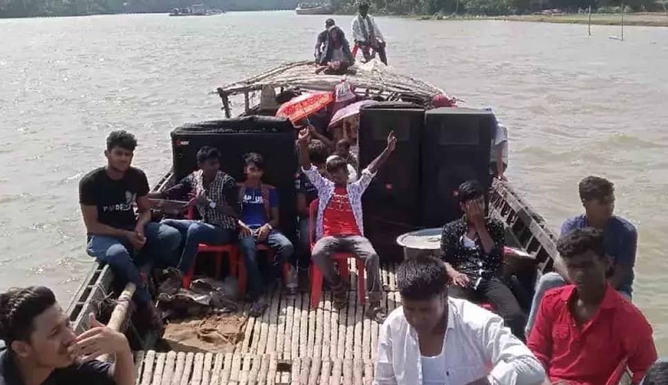 ৯৯৯-এ ফোন, রক্ষা পেলো ৪০ জনের প্রাণ