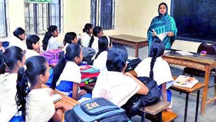 এবার নতুন নিয়মে শিক্ষকদের বেতন