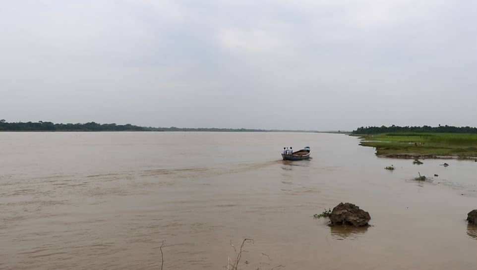 মধুমতি নদীগর্ভে রাতারাতি বিলীন ১৫ একর ফসলি জমি