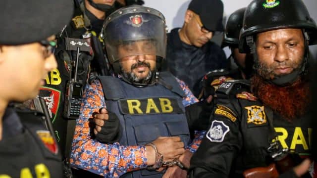 এক বছর পর হাসপাতাল থেকে কারাগারে সম্রাট