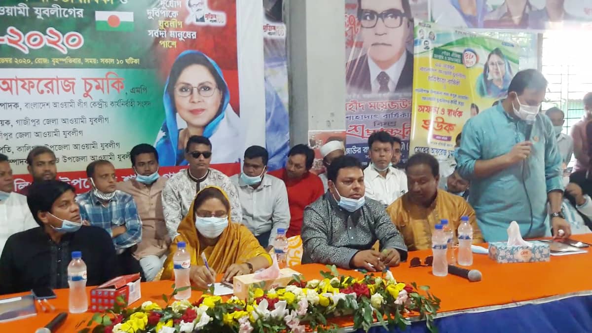 সংগঠন নেতা তৈরি করে আর নেতা সংগঠনকে এগিয়ে নিয়ে যায় : চুমকি