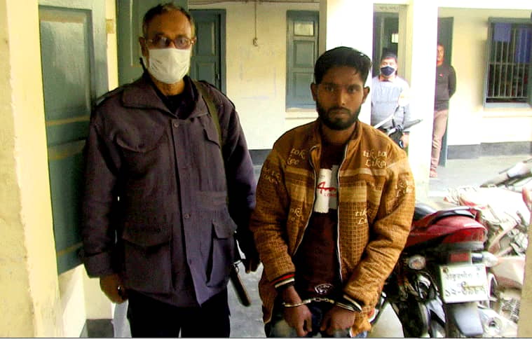 কাজ করতে এসে কিশোরীর ওপর কুনজর পড়ে মোশারফের