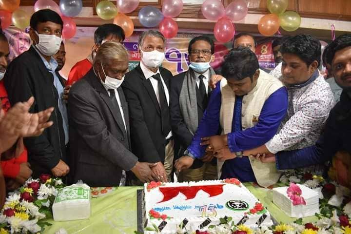 মানিকগঞ্জে ছাত্রলীগের ৭৩তম প্রতিষ্ঠাবার্ষিকী পালন