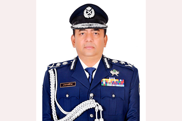 প্রতিটি পুলিশ সদস্যকে মানবিক হতে হবে : আইজিপি
