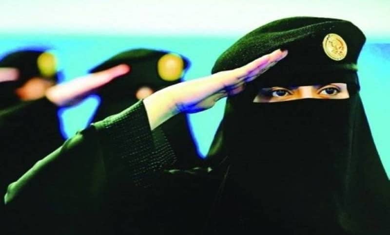 সৌদিতে প্রথম বারের মতো নারী সৈনিক নিয়োগ