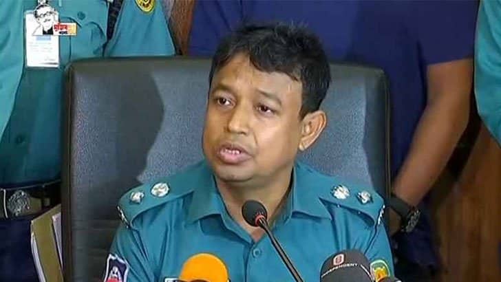 ধনাঢ্য পরিবারের মেয়েরাই নাসিরের টার্গেট