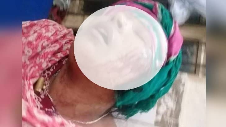 স্বামীকে বেঁধে রেখে স্ত্রীকে মারধরের অভিযোগ