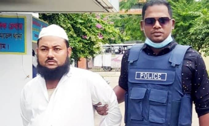 রুটিন মাফিক প্রতি রাতে মাদারাসাছাত্রদের বলাৎকার!
