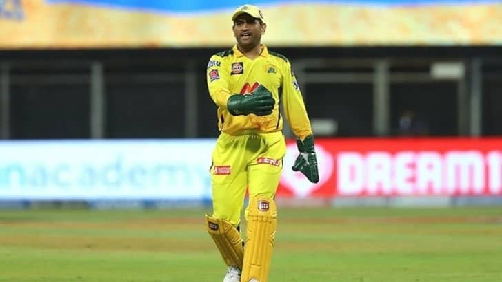 নিষিদ্ধ হতে পারেন ধোনি