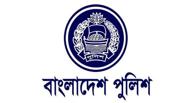 প্রচলিত নিয়মের বাইরে গিয়ে ছাত্রীকে উদ্ধার করল পুলিশ