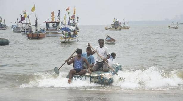 ঘূর্ণিঝড় তাউতের তাণ্ডবে ৬ জনের মৃত্যু