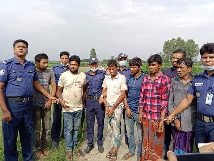 মানিকগঞ্জে ডাকাতির ২৬ ঘন্টার মধ্যে ডাকাত দল গ্রেফতার