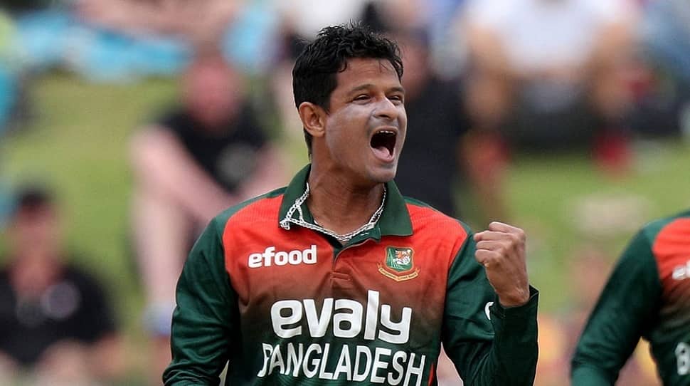 আইসিসি’র ‘মাস সেরা’ ক্রিকেটার হওয়ার দৌড়ে নাসুম