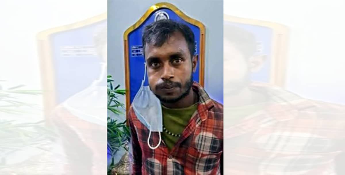 ৭ ঘণ্টা জিজ্ঞাসাবাদ শেষে সেই ইকবালকে কুমিল্লা পুলিশের কাছে হস্তান্তর