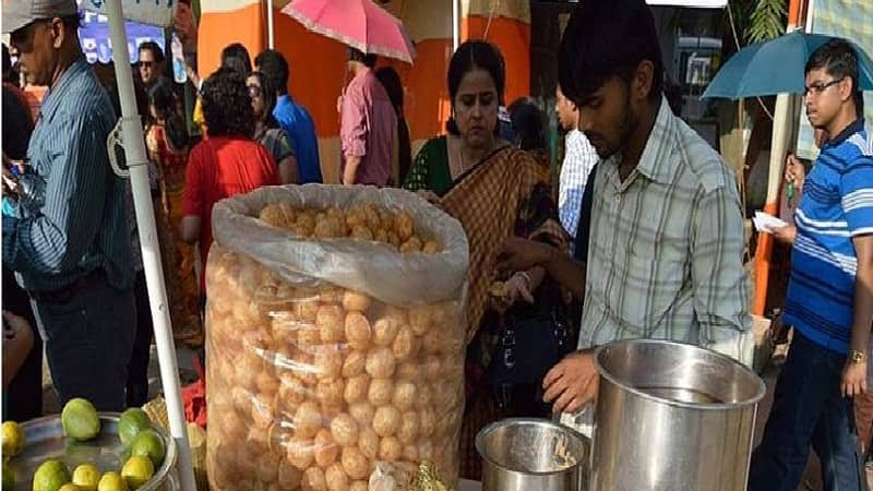 ফুচকা খেয়ে বড় বিপদ, অসুস্থ কমপক্ষে ১৮