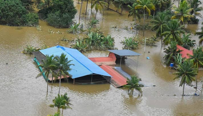 টানা বৃষ্টিতে বন্যা, কেরালায় মৃতের সংখ্যা বেড়ে ৪০