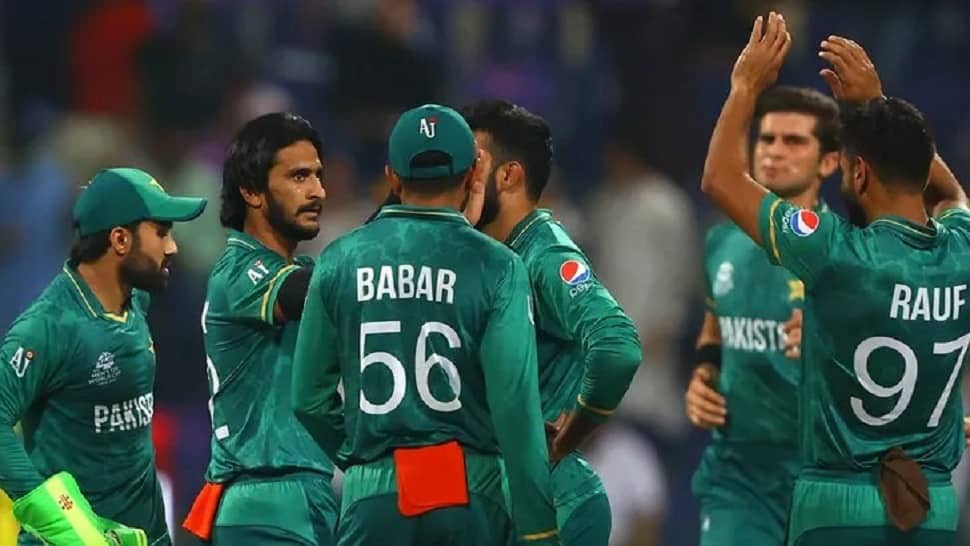 বাদ পড়ার ২৪ ঘণ্টার মধ্যেই বাংলাদেশের পথে পাকিস্তান