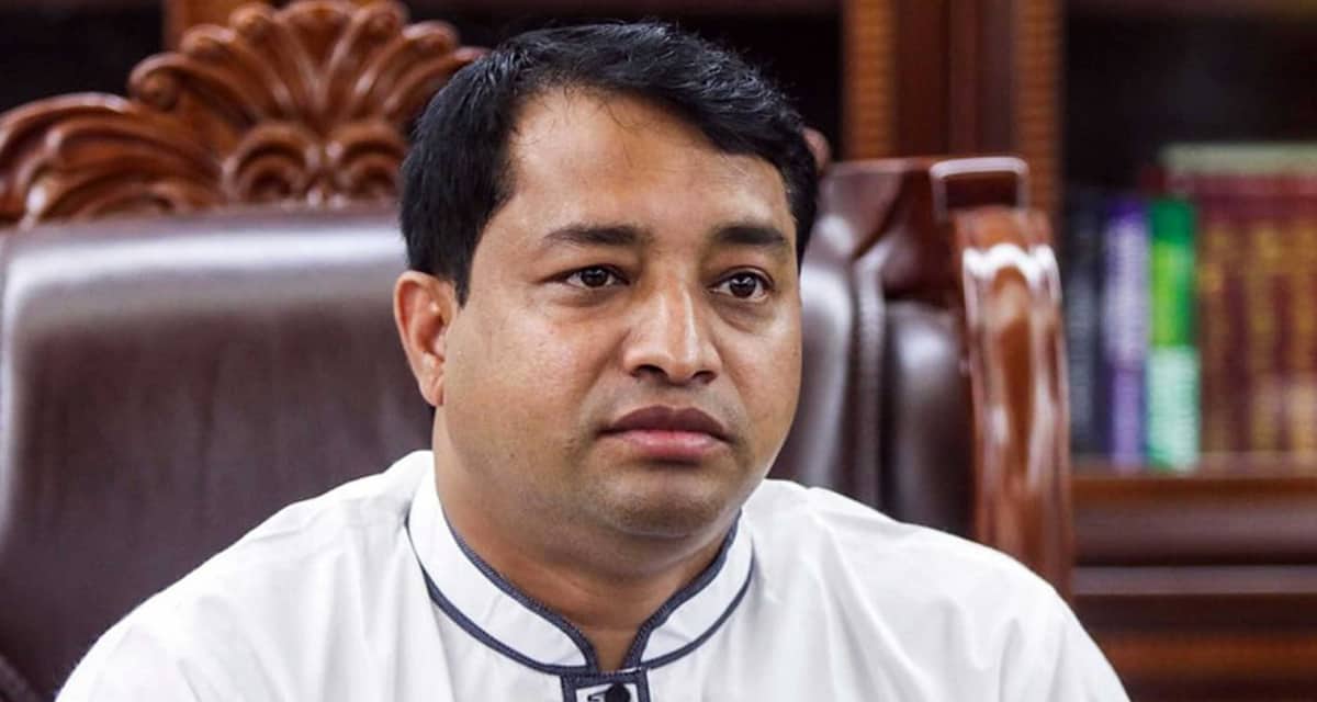 বরখাস্ত হলেন মেয়র জাহাঙ্গীর