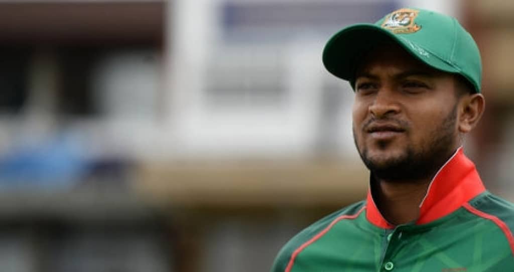 শীর্ষস্থান হারালেন সাকিব