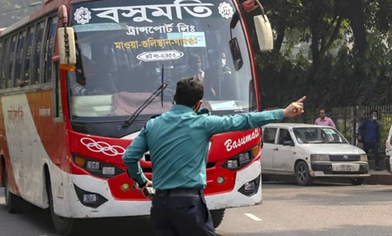 অতিরিক্ত ভাড়া আদায়, ২১৭ বাসে জরিমানা