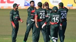 ইংল্যান্ডকে সরিয়ে শীর্ষ স্থানে বাংলাদেশ
