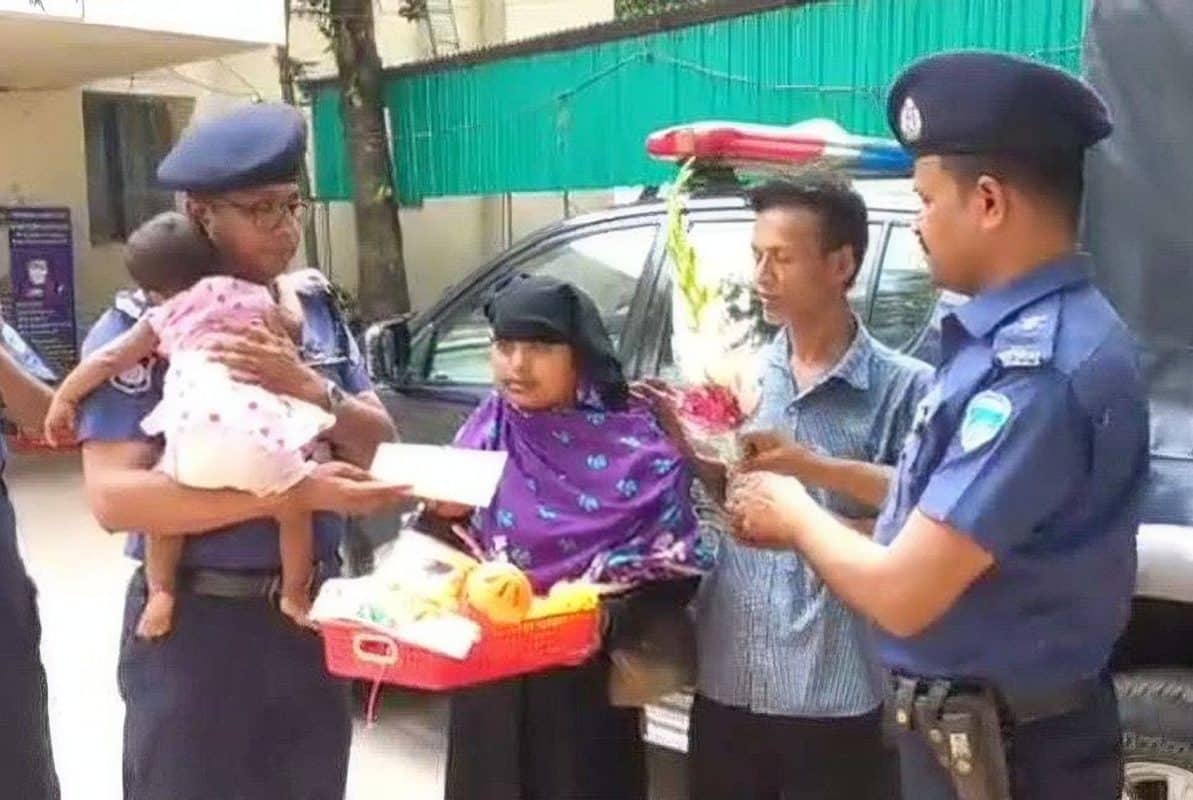 বিক্রি হওয়া শিশুকে ফিরে পেলেন মা-বাবা