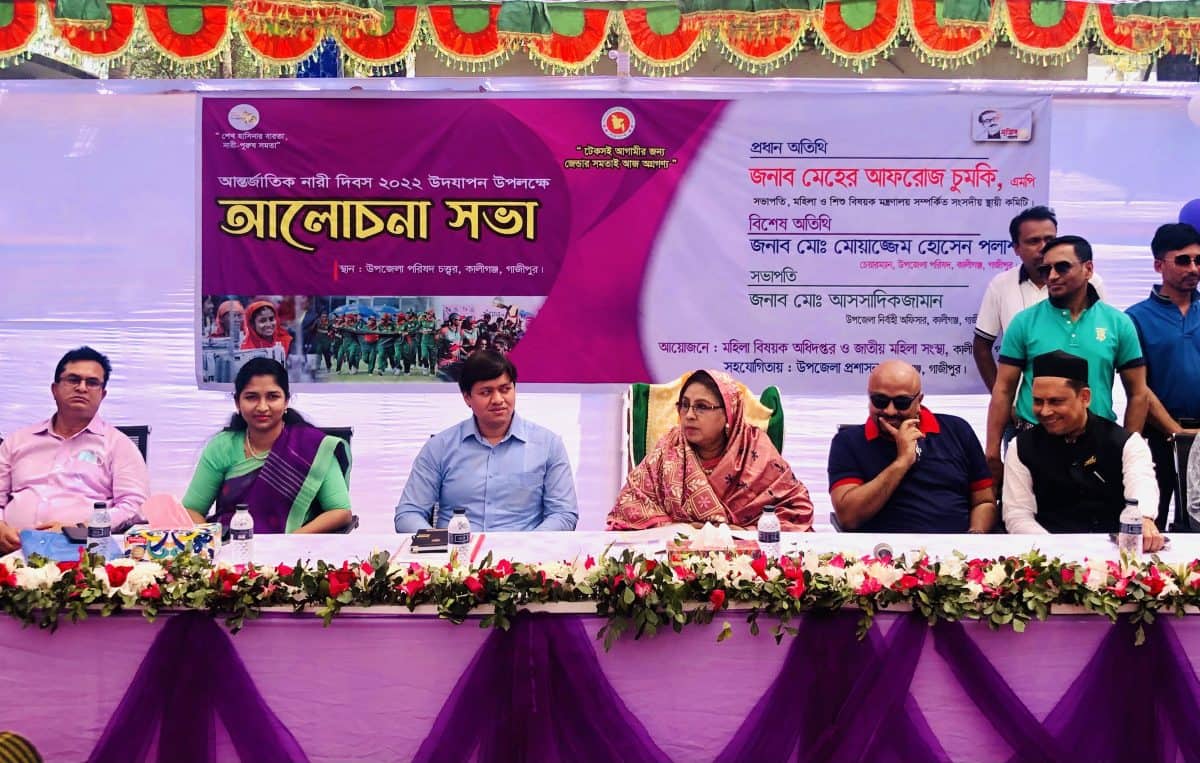 মানুষের বিবেক থাকলে নৌকার বিপক্ষে যাওয়া উচিত না: চুমকি
