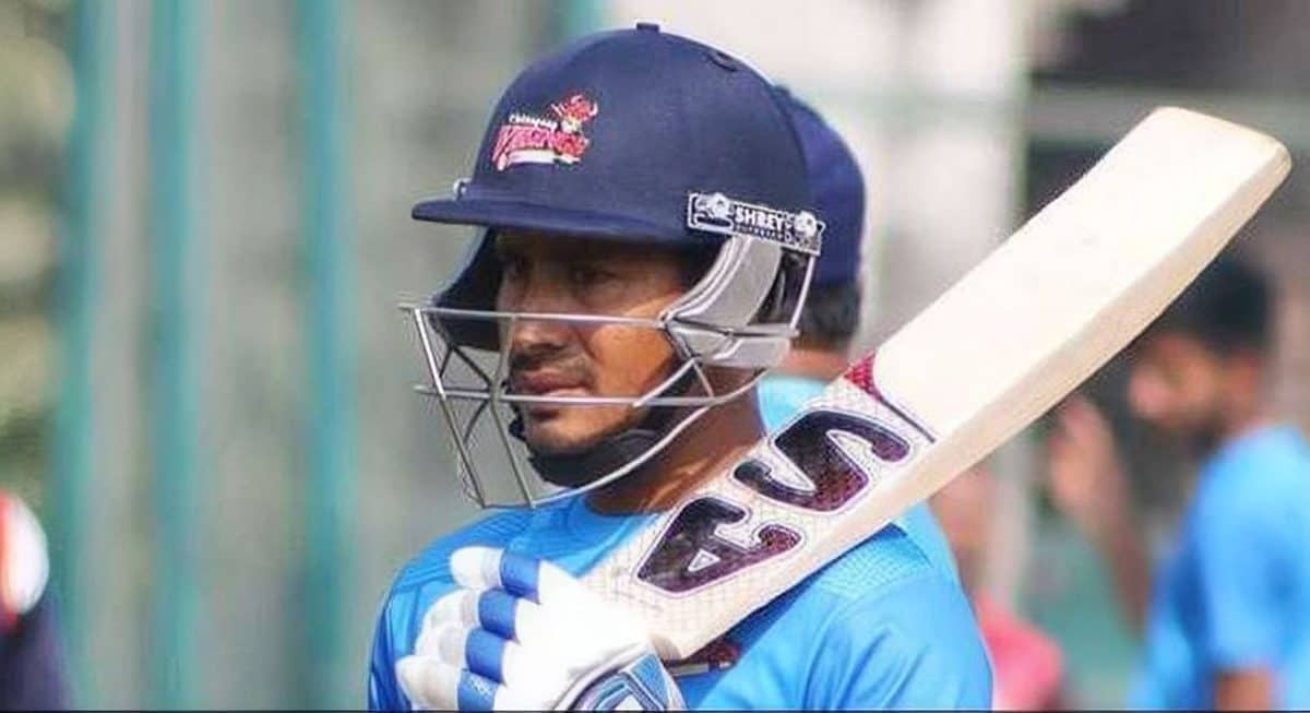 চার-ছক্কায় আশরাফুলের দুর্দান্ত সেঞ্চুরি