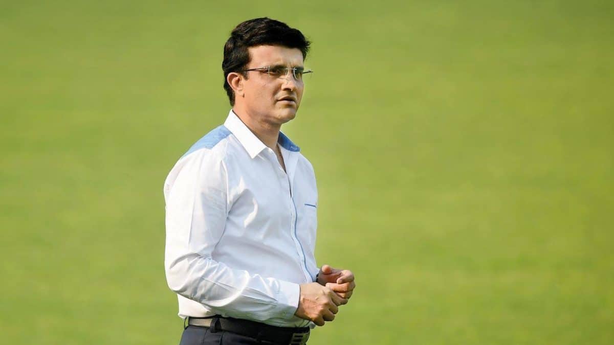 সৌরভ গাঙ্গুলীর মোট সম্পত্তি এবং মাসে বেতন কত কোটি? জানলে অবাকই হবেন