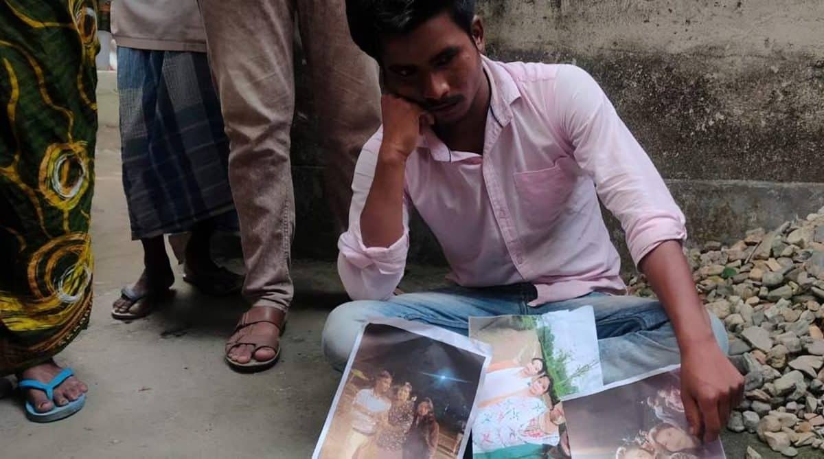প্রেমিকাকে ফিরে পেতে দিনভর বৃষ্টিতে ধরনা! হবু শ্বশুর যা করলেন