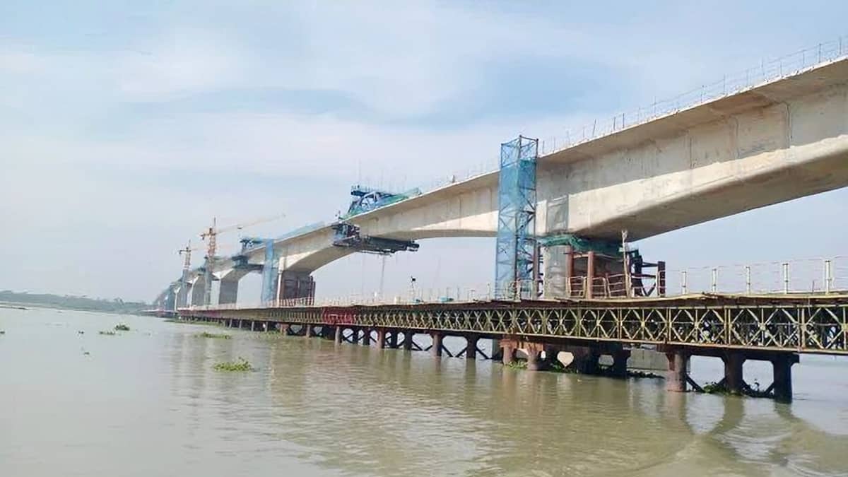 দক্ষিণাঞ্চলের দুই বিভাগকে এক করছে বেকুটিয়া সেতু, উদ্বোধনের জন্য প্রস্তুত