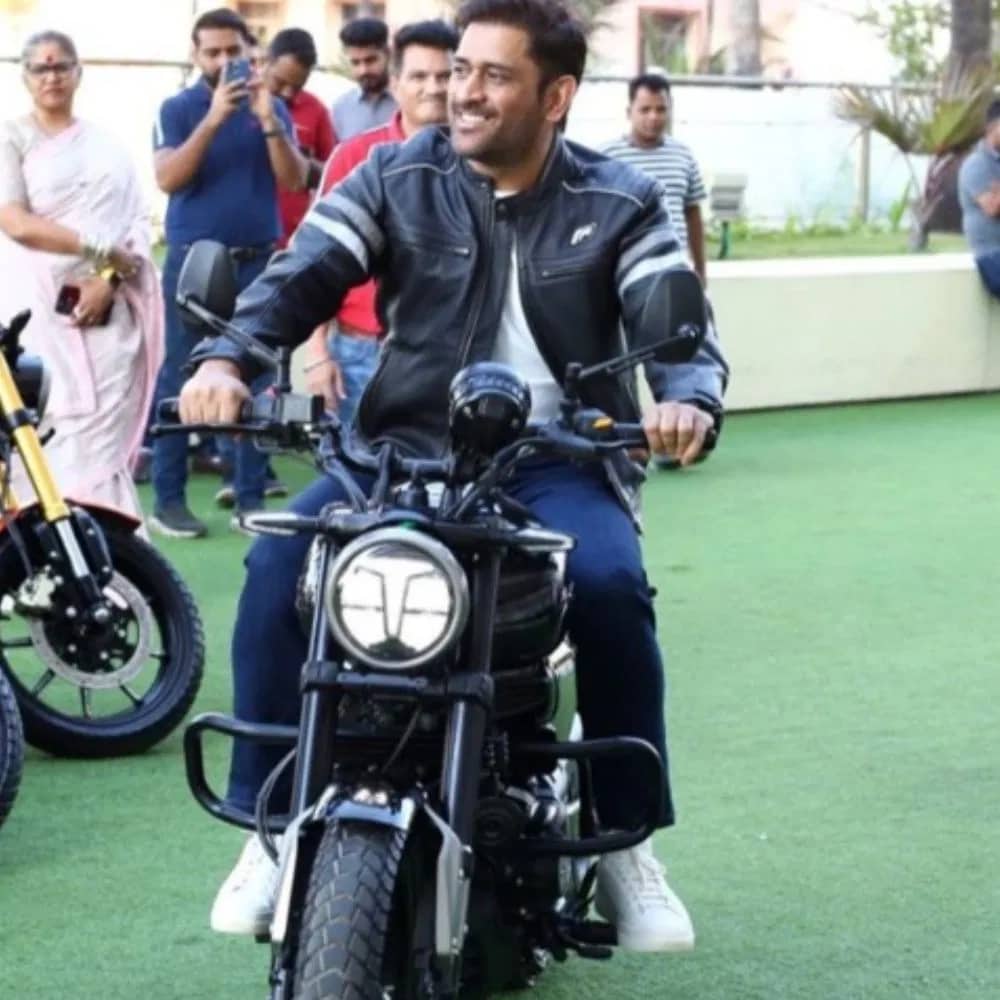 ধোনির ঘরে আরও এক ‘সন্তান’, আনন্দে মাতোয়ারা মাহি