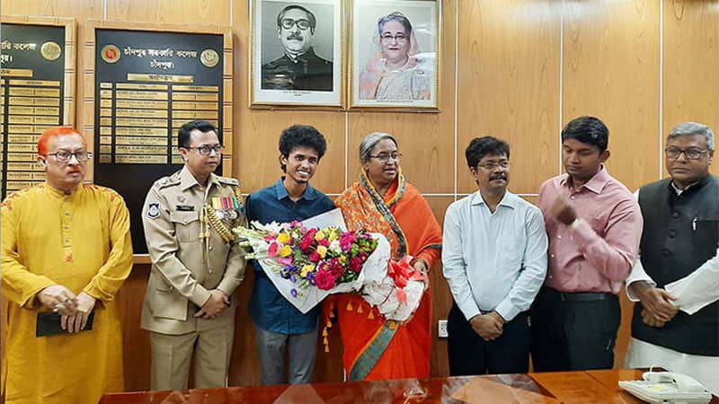 বাংলাদেশি শিক্ষার্থীদের জন্য দৃষ্টান্ত স্থাপন করল চাঁদপুরের নাফিস